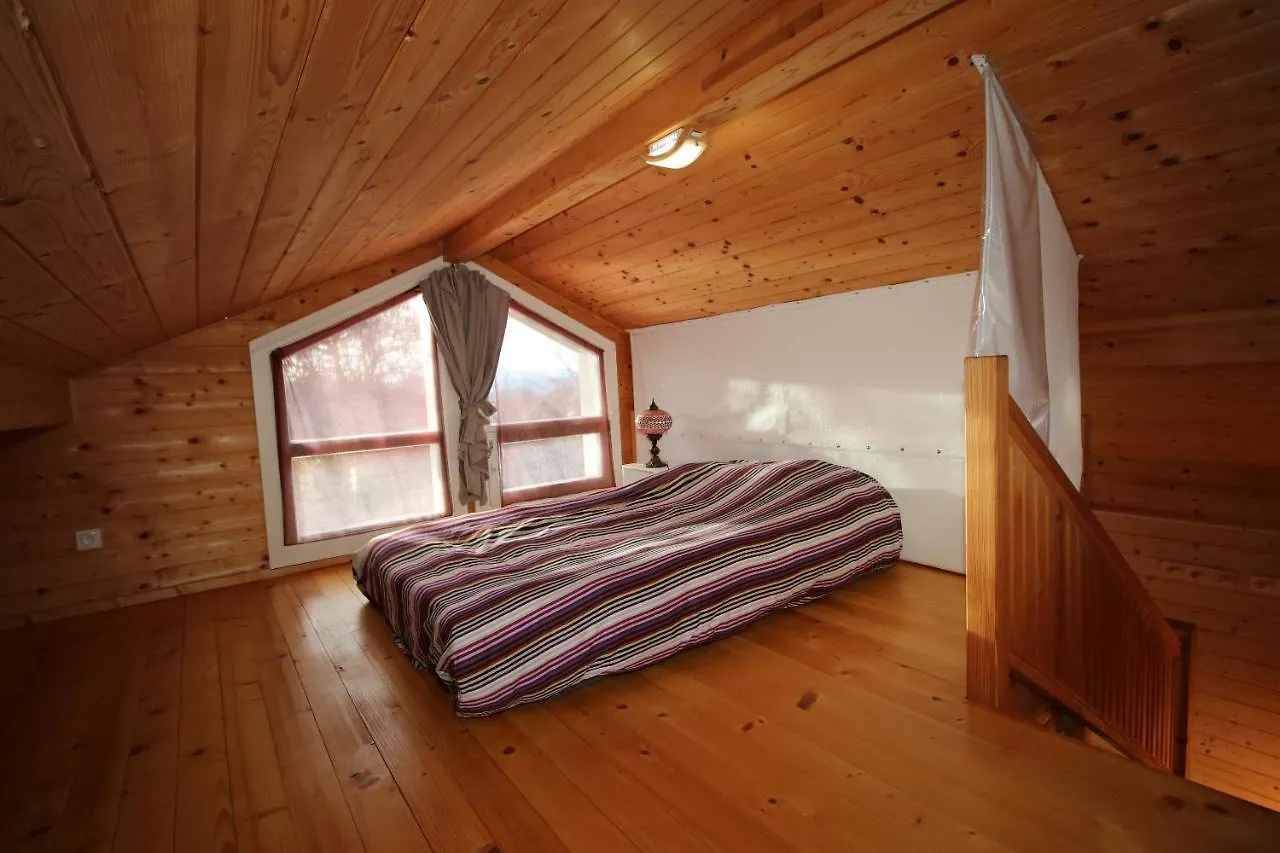 Les Epiceas Apartment Chorges France